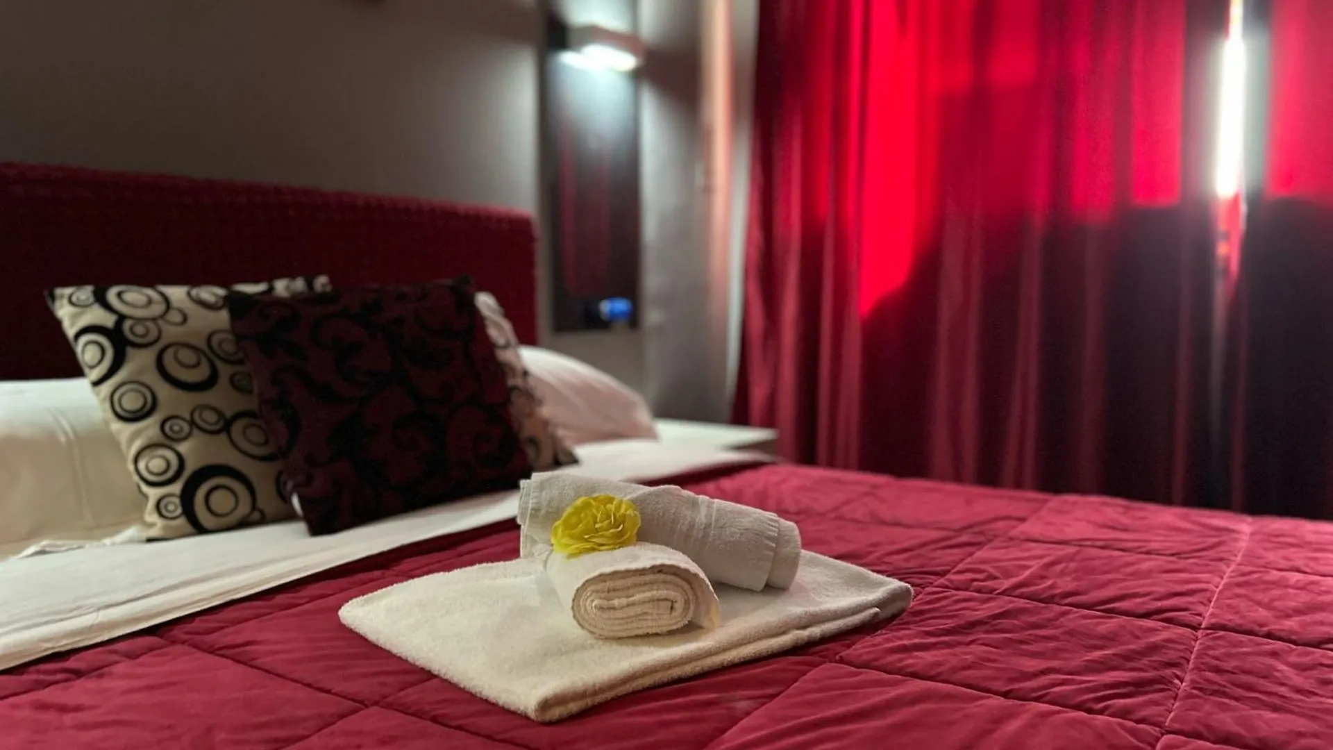 Bed & Breakfast Vivendo Rooms Catania Italy